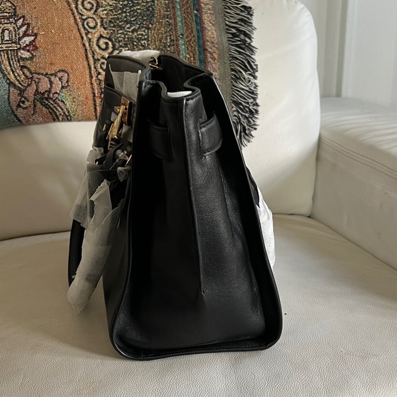 Michael Kors Hamilton Large Black Leather Handbag - Picture 2 of 5